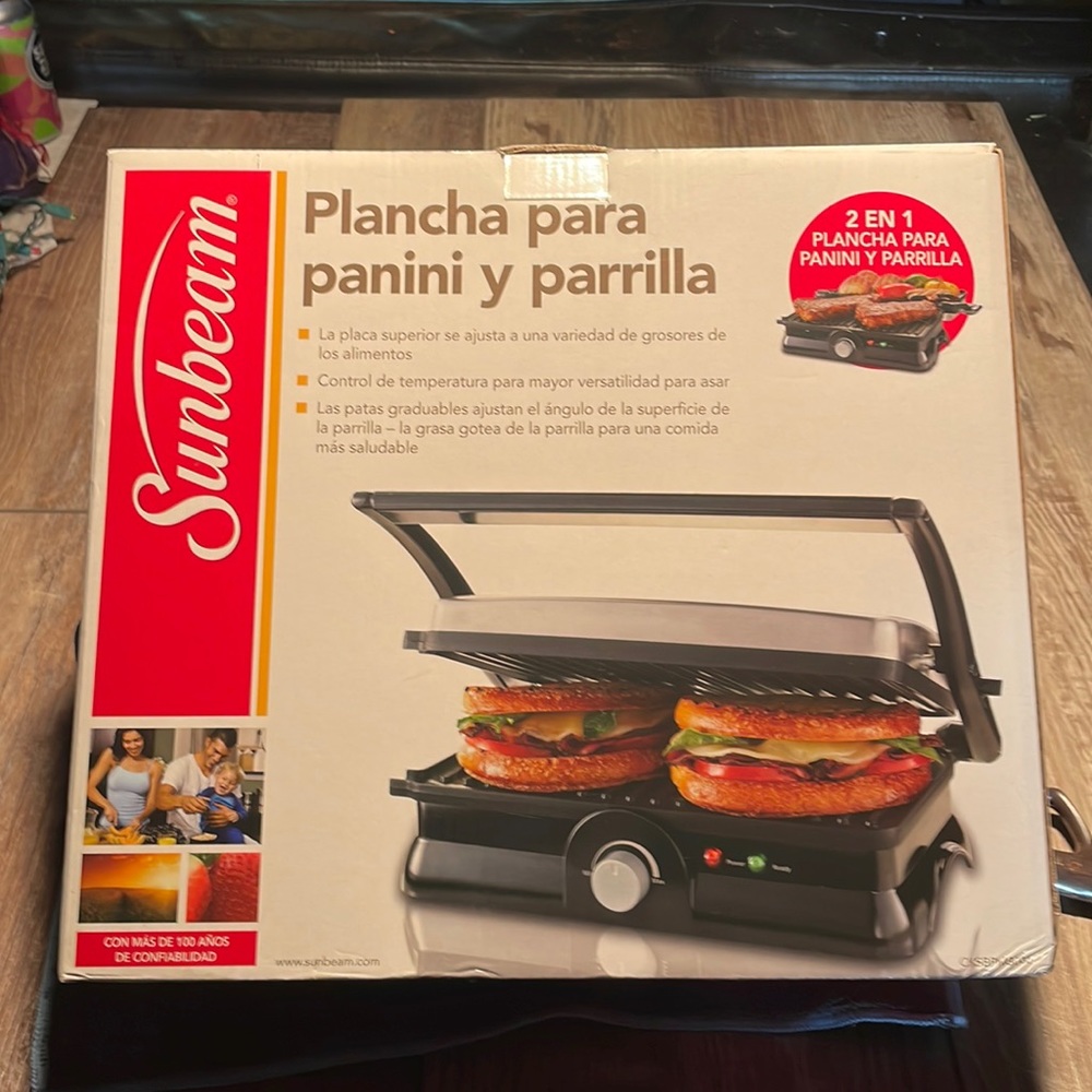 Sunbeam Panini Maker and Grill. New in Box.